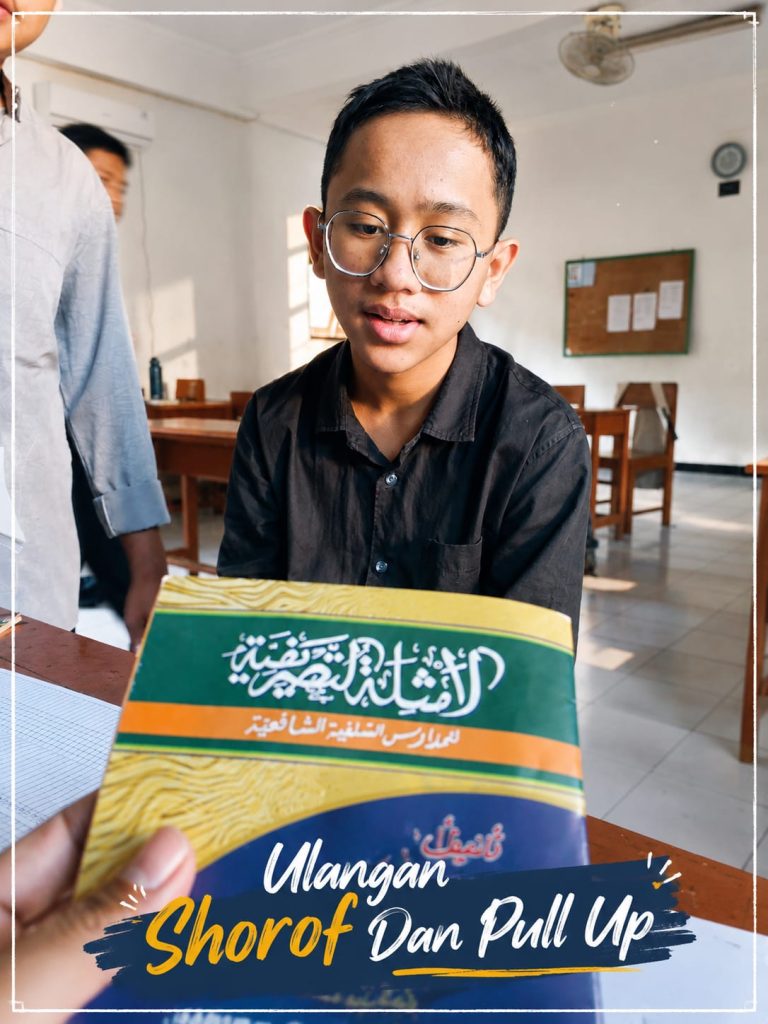 Ketika Ujian Shorof Berujung Pull Up Di SMP IT Bina Umat